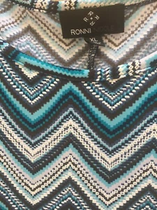 Vestido recto Ronni Nicole sin mangas Chevron estampado abullonado XL $68.00 - Imagen 1 de 10