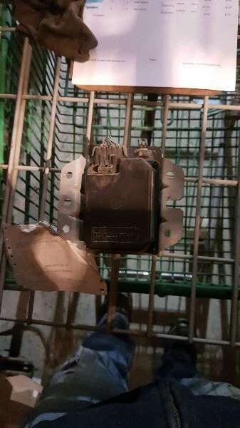 Chasis ECM Control de crucero compatible con 00-01 SATURN SERIE L 159072 Foto 1 de 1