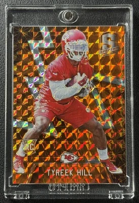 TYREEK HILL 2016 PANINI SPECTRA #152 ROOKIE NEON ORANGE PRIZM RC 2/3 CHIEFS - Image 1 of 2
