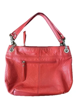 Bolso de hombro Tignanello de cuero granulado rojo cadena plateada cremallera asas dobles Foto 1 de 4