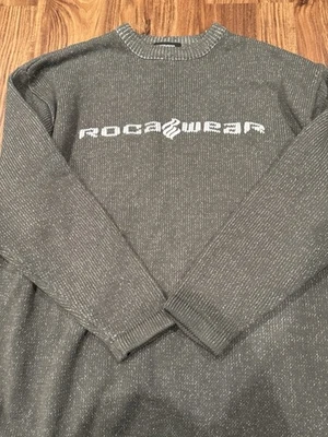 Suéter masculino vintage Rocawear gola redonda XL ajuste alto lã acrílico preto cinza anos 90 - Imagem 1 de 4