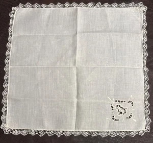 Vintage Embroidered Handkerchief Hanky Floral Flower Wide Crochet Border Wedding - Picture 1 of 3
