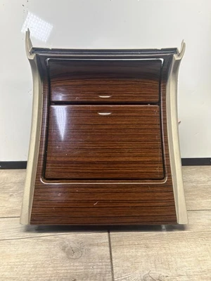 2003 - 2006 凯迪拉克凯雷德 ESV EXT 木纹杯架仪表板边框灰色 — 第 1/4 张图片