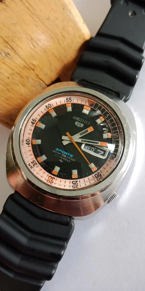 De colección 1969 Seiko5 Sports 5126-6010 automático para hombre, ¡a prueba de agua! Foto 1 de 4
