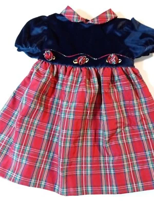 Vestido de terciopelo azul oscuro con cuadros rojos para niñas, Little Bitty. Flor frontal.Talla 18m Foto 1 de 4