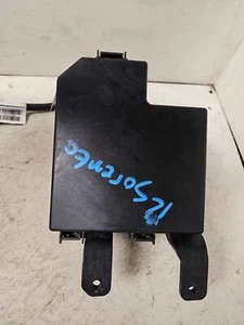 Bloque de conexión de circuito de caja de fusibles de motor 11-13 KIA SORENTO 2,4 L (Eng Comp) OEM - Imagen 1 de 12