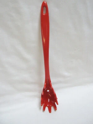 RED MELAMINE WARE SPAGHETTI  STRAINING SERVING COOKING SPOON  UTENSIL - Image 1 of 4