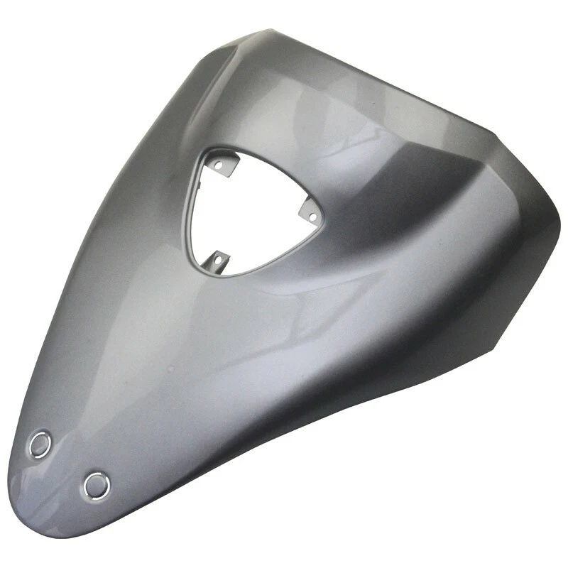 Rivestimento Anteriore Superiore Cristallo Argento Paraurti Mascherina 139QMA - Immagine 1 di 1