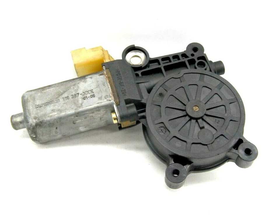 SMART FORTWO 450 02-04 600 N/S NEARSIDE ELECTRIC WINDOW MOTOR BOSCH 0130822002 - Image 1 of 4