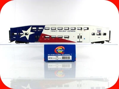 HO Scale ***TRINITY RAILWAY EXPRESS*** Bombardier Coach, TRE 1060 -ATHEARN 25729 - Image 1 of 4