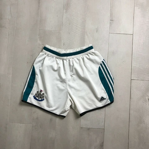 Newcastle Away football shorts 1999 - 2000 Adidas White Polyester Mens Size L Cover