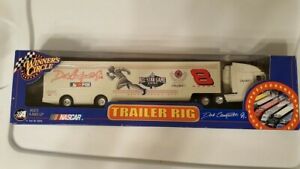 Winners Circle Dale Earnhardt  Trailer Rig 1:64 Scale All Star Game FOX NASCA