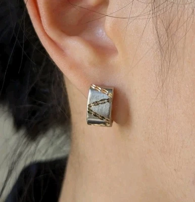 Vintage Diamond Cut 9ct Yellow & White Gold 9mm Wide Huggie Hoop Earrings Chunky - Image 1 of 4