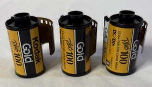 LOTE DE 3 Kodak Gold PLUS 100, 36 Exp. PELÍCULA VINTAGE NUEVA 35MM, CADUCADA - Imagen 1 de 3