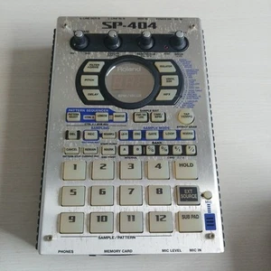 Roland SP-404 Compact Sampler Sampling Effektor Sequencer - Bild 1 von 3