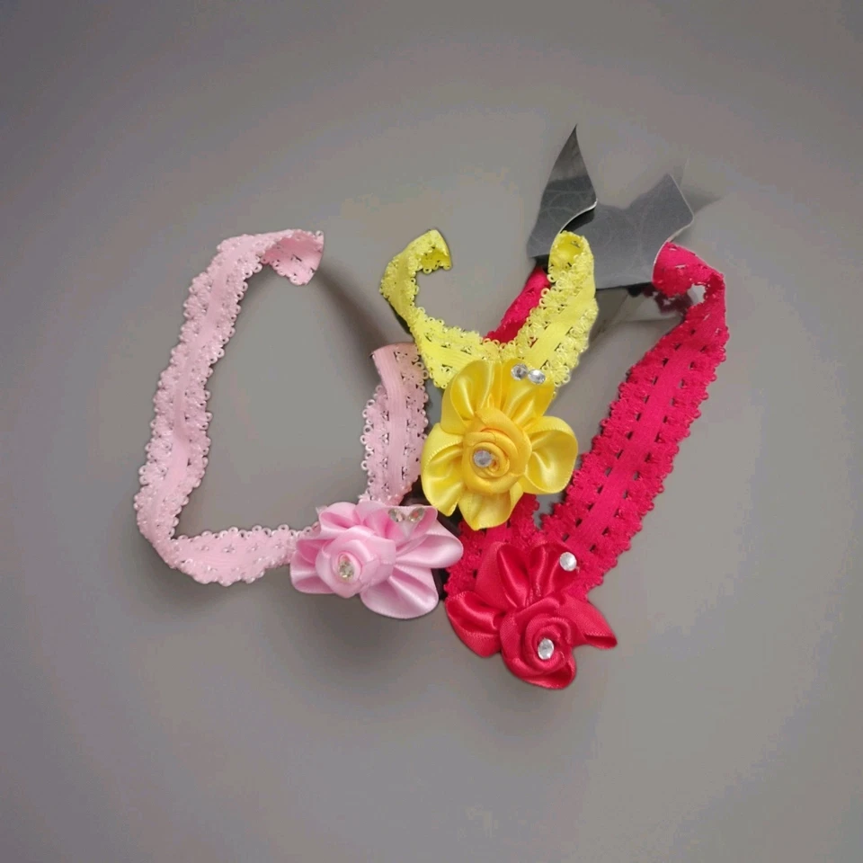 Juego de 3 cintas para el cabello de encaje floral - rosa, amarillo, rojo Foto 1 de 1