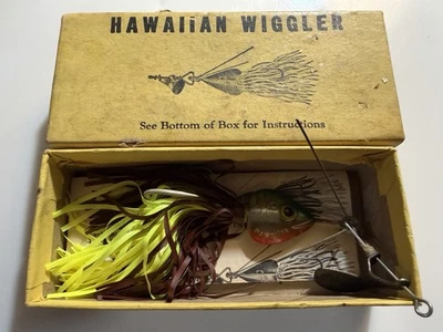 Vintage Hawaiian Wiggler Size 1 - 1/2 With Orig Paperwork And Box - Image 1 of 4