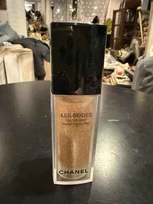 Chanel Les Beiges Luz Media Foto 1 de 3