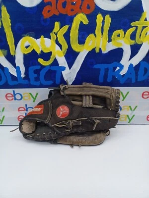 Regent XG600 Cowhide & Nylon Baseball Glove - Black RHT Pro Lock Web - Image 1 of 4