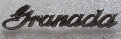 BANDERA EMBLEMA FORD GRANADA 1975-1976-1980 FoMoCo OEM ORIGINAL DE FÁBRICA Foto 1 de 4