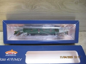 BACHMANN RAILWAYS   31-266  CLASS 419/MLV  SR GREEN MOTOR LUGGAGE VAN  (ESTATE) - Picture 1 of 4