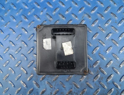 Módulo de control de faros Chevrolet Corvette C4 1991-1996 16521297 Foto 1 de 4