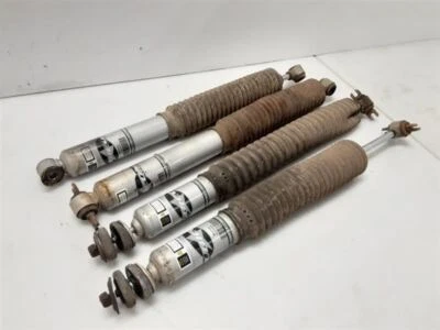 Juego de (4) Amortiguadores Monotubo Jeep TJ Wrangler 2" Rubicon Express 1997-2006 94466 Foto 1 de 4