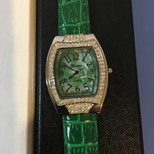 Watch GENEVEX,   Green 3/4” Band, In Case,   a443 - Picture 1 of 7