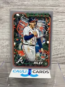 2024 Topps Holiday - Silver Glitter #H172 Austin Riley - Picture 1 of 2