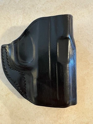 Galco Gunleather Springfield XD-S 3.3" Stinger Belt Holster Black, RH SG662B - Image 1 of 3