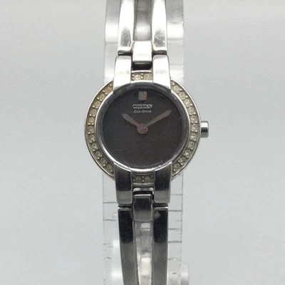 Reloj Citizen Eco-Drive Mujer Tono Plateado Bisel Cristal Inoxidable 20mm 7.5" Foto 1 de 4