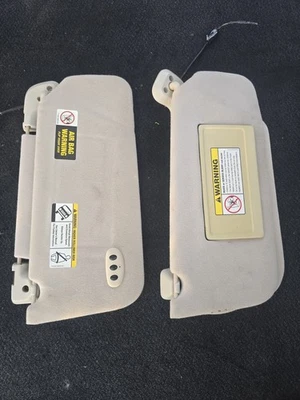 03-06 Ford Expedition Navigator SUNVISORS Sun Visor PAIR Tan Driver Passenger - Image 1 of 4