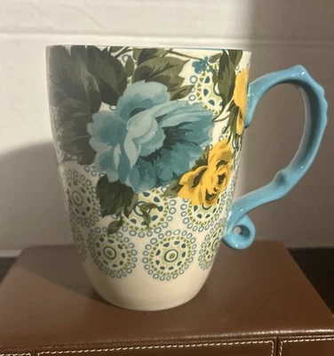 The Pioneer Woman 24 oz. Taza de té de café con leche floral verde azulado Jumbo Rose Shadow. Nuevo Foto 1 de 4