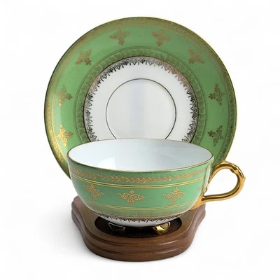 Taza de té y platillo Marshall Field Austria verde C.1900 antiguo estilo cottagecore Foto 1 de 4