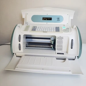 Cricut Create Don Juan CRV20001 Personal Electronic Cutting Machine with Cord. - Picture 1 of 9