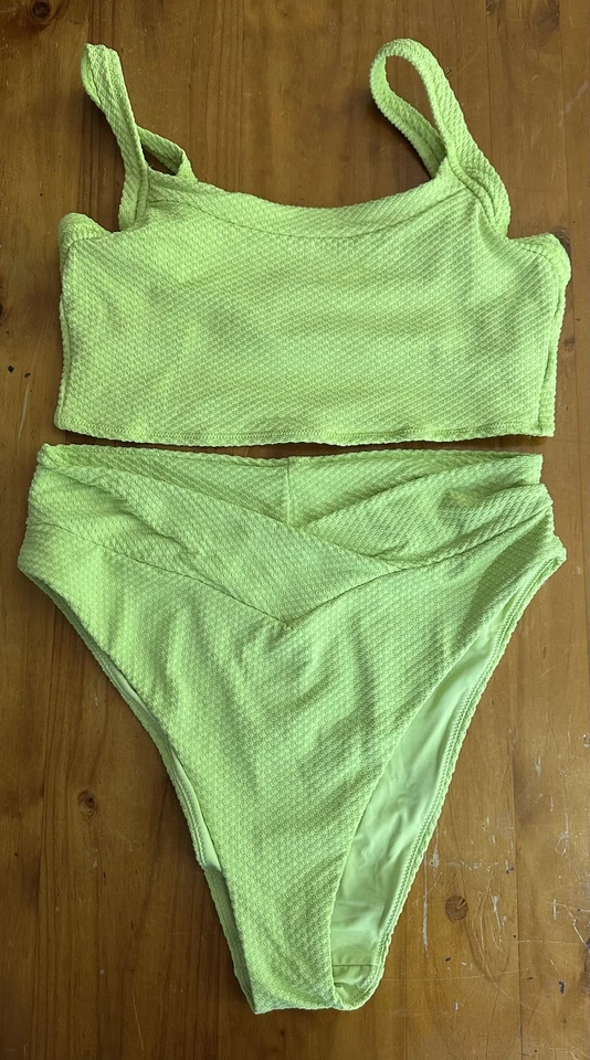 Conjunto de traje de baño de bikini Aerie para mujer XL superior L inferior verde neón texturizado corte alto Foto 1 de 4