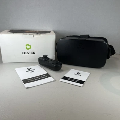 DESTEK V5 VR Headset for Phone with Controller Anti-Blue Eyes Protected HD Lens - Image 1 of 4