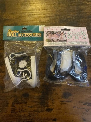 Zapatos de muñeca Syndees Crafts talla grande negros y Darice negros zapatos de caña alta nuevos en paquete Foto 1 de 4