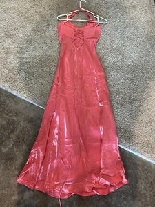 Prom / bridesmaid dress - Picture 1 of 2