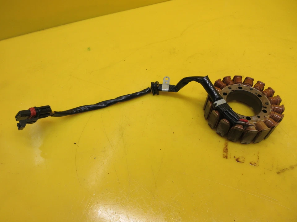 OEM 2002 2003 HARLEY-DAVIDSON V-ROD ESTATOR GENERADOR ALTERNADOR MONTAJE MAGNÉTICO Foto 1 de 4