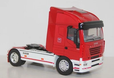 NEW ROY - IVECO - 20 CM DE LONG - SCUDERIA FERRARI - Photo 1/4