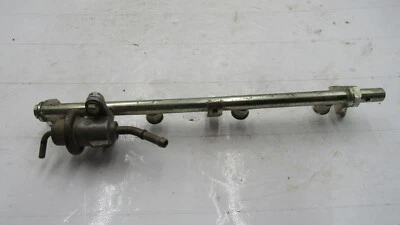 Honda CBR600F4i F4i 2001 OEM inyector de combustible soporte tubo y regulador de presión Foto 1 de 4