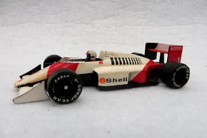 MODELLINO IN PLASTICA AUTOCOSTRUITO McLAREN ALAIN PROST - N° 1 - Foto 1 di 9