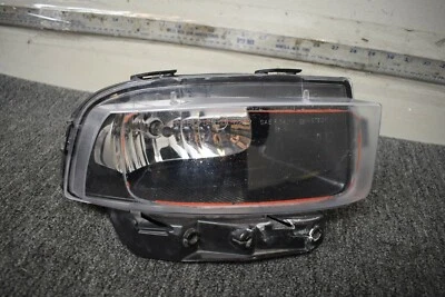 Chevrolet Corvette 2005-2013 luz antiniebla lateral derecha OEM de fábrica Foto 1 de 4