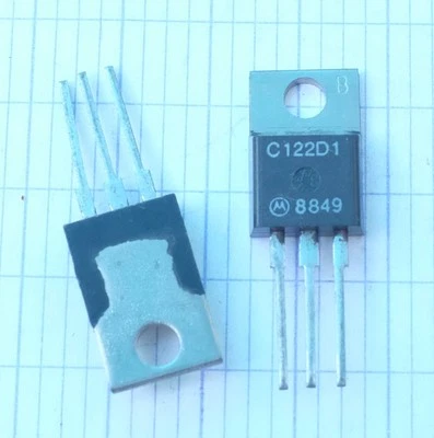 2x Motorola C122D1 Transistor. Prix pour 2 pièces - Photo 1/4