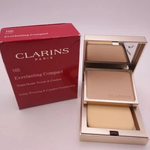 Clarins Everlasting fondotinta compatto per usura lunga e comfort trucco nudo 105 - Foto 1 di 5