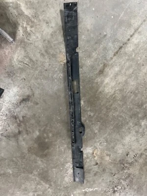 Moldura de caja de camioneta Dodge Ram 1500 Foto 1 de 4