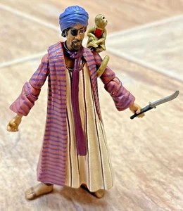 Indiana Jones 3,75" Hasbro Raiders Monkey Man Figura Sciolta con Scimmia - Foto 1 di 4
