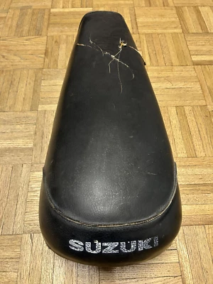 Asiento Suzuki TM 250-400 Foto 1 de 4