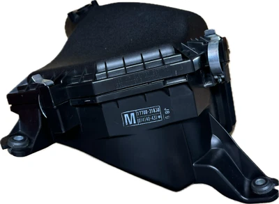 2018 Lexus IS 300 F Sport Genuine OEM Air Filter Box and Housing Assembly Foto 1 de 4